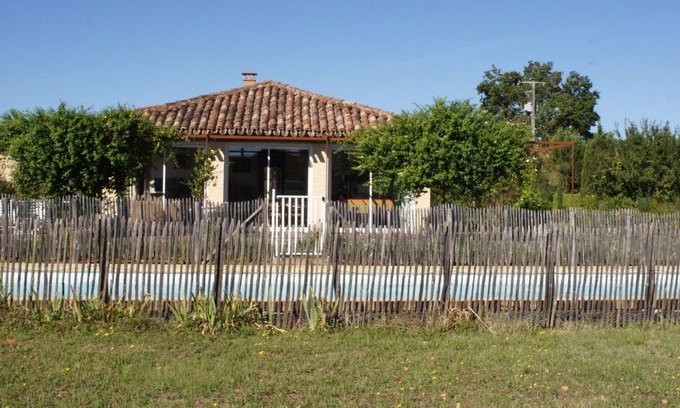 Coux-et-Bigaroque-Mouzens Villa | very nice house 3 bedrooms 2 bathrooms, large private pool in a quiet area