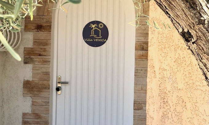 Puget-sur-Argens Villa | Very Large Villa 4* 20pers. between Cannes and Saint Tropez