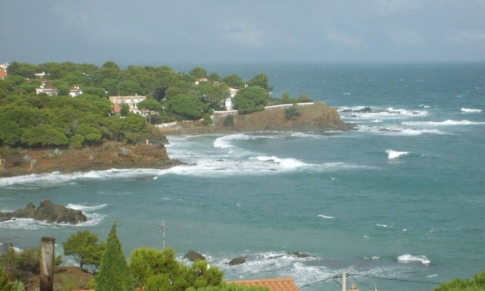 Llanca Apartment | Very nice apartment, magnificent sea and mountain view, enjoy before season