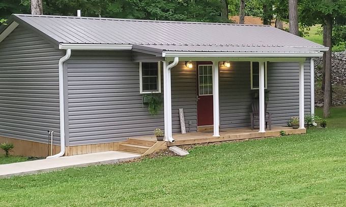 Kuttawa House | Very nice house in a quite peaceful area 2 mins from the water