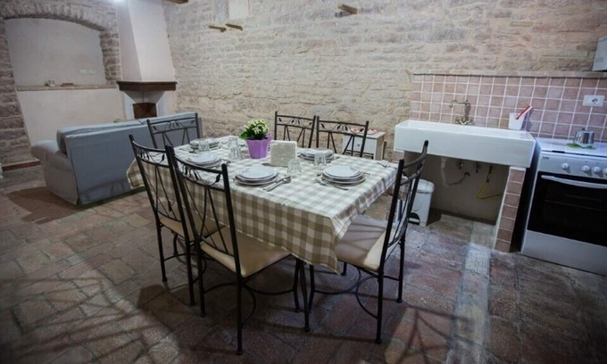 Acquacanina House | Vescia + Pie 'del Colle apartment