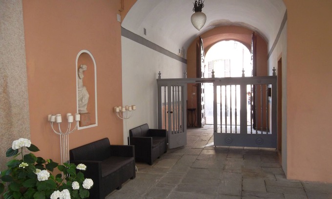 Luino Apartment | Vesna Loft in Luino Historic House