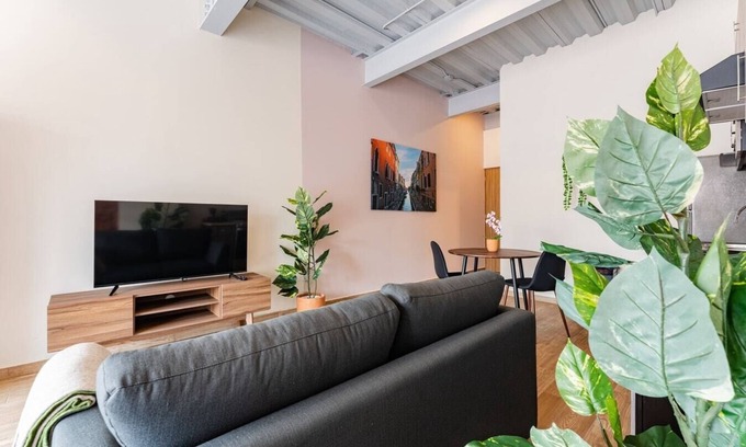 Zona Rosa Apartment | VH | Comfy loft | rooftop and wifi en Roma Nte | 304