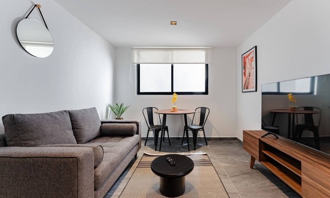 Santa Maria la Ribera Apartment | VH |Espacio acogedor terraza |Sta Ma la Ribera|126