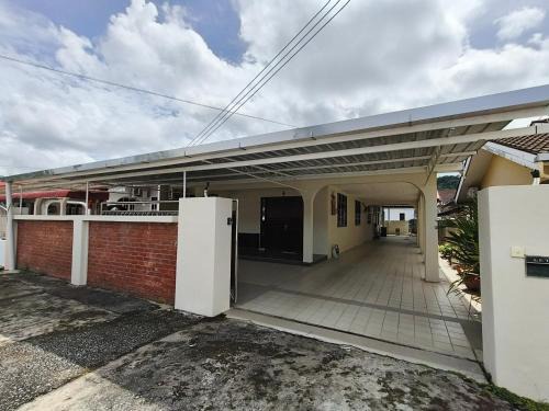 Miri Apartment | VI Sweet Home