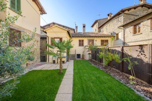 Gubbio Apartment | Via Mazzini 23A