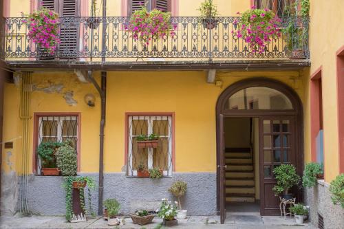 San Nicolo House | ViaBasso11 Guest House