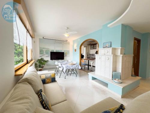 Roiano-Gretta-Barcola-Cologna-Scorcola Apartment | Viale Miramare 279 Tirabora Short Rent