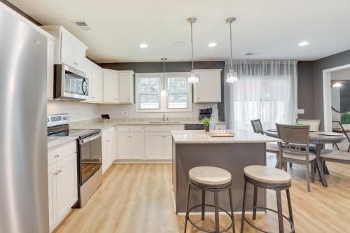 Elliott House | Vibe Villa with Backyard about 8 Mi to Shaw AFB!