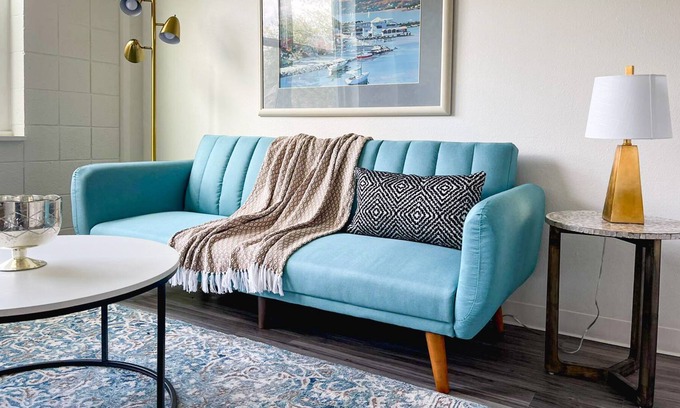 Corryville Apartment | ★Vibrant 1BD/1BA + Gym - Downtown Cincinnati★