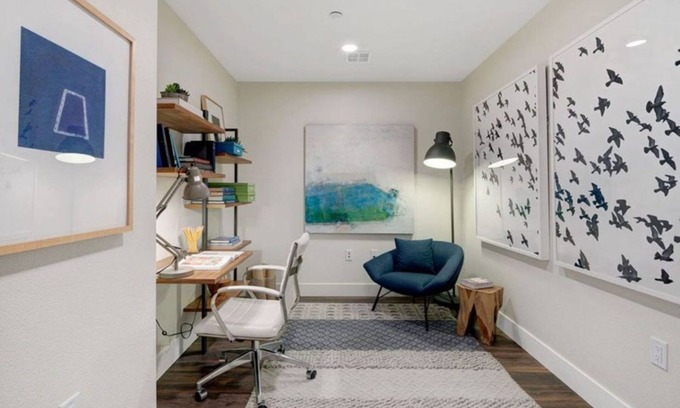 Heritage District Condo | Vibrant 2BR Condo in Flats At Cityline