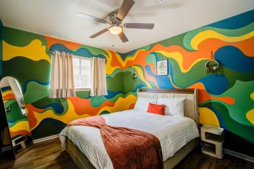 Woodlake - Briar Meadow House | Vibrant Hub: Central Location - Golf Stadiums