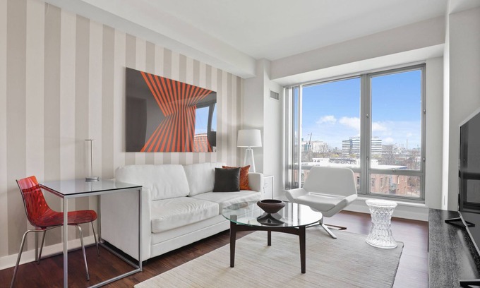 West End Apartment | Vibrant Two Bed steps from Charles River