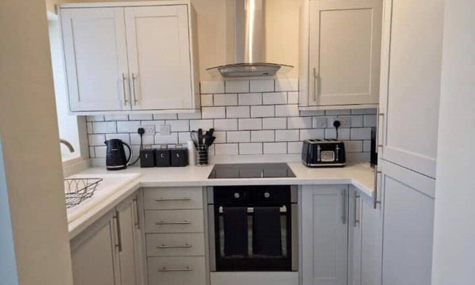 Birmingham Apartment | Vicarage Close - Free Carparking