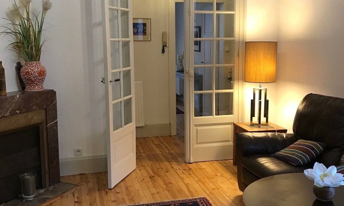 Thermal Apartment | Vichy Superb renovated T2 apartment on the shores of Lake Allier and close to the spa