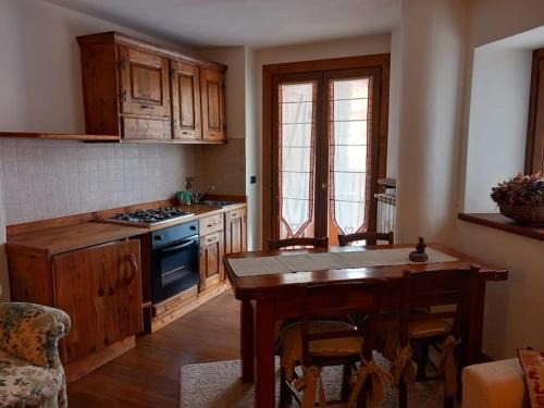 Cesana Torinese Apartment | Vicino alle piste, Moderno e Centrale monolocale