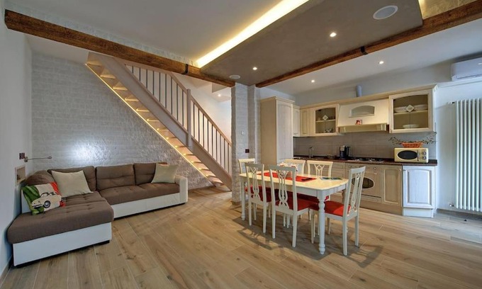Castelnuovo del Garda House | Vicolo Mincio Home