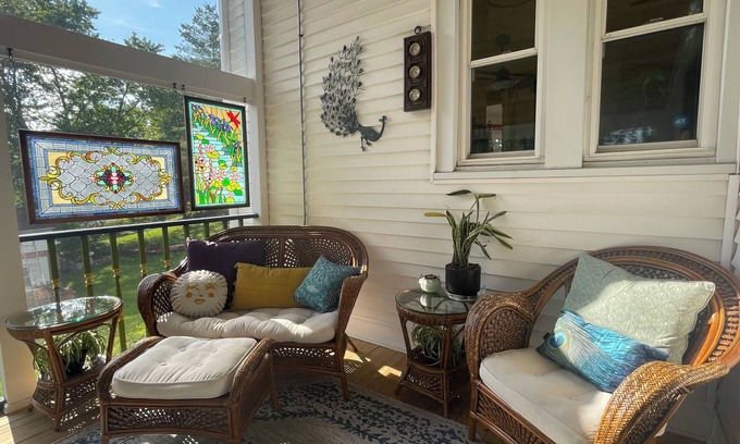 Cobden House | Victorian home brought back to life on the Shawnee Hills wine trail.