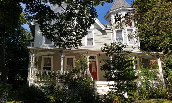 Beacon Apartment | Victorian House circa 1870, Furnished, 2 story, 3 BR Apt. in Historic District