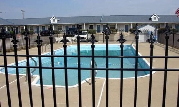 Whitesboro Hotel | Victorian Inns By OYO Whitesboro U.S. Hwy 82
