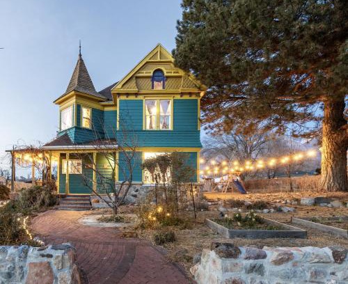 Ogden Villa | Victorian Luxury, Big Groups, Jacuzzi