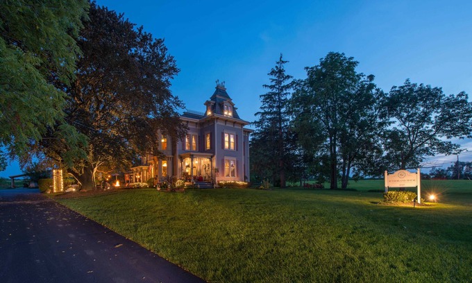 Canandaigua House | Victorian Mansion! Minutes from Canandaigua Lake!