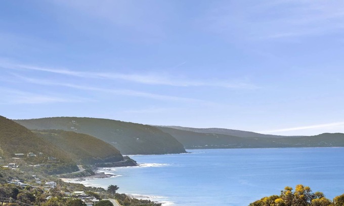 Lorne House | View from the Hill