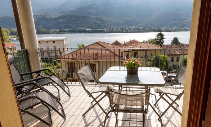 Pescate Apartment | View House - Lake Como