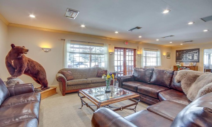 Emigrant Villa | Views and Trail Access Scenic Montana Ranch Retreat