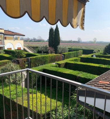 Colà Di Lazise Apartment | Vigneti Garda Lake Apartment