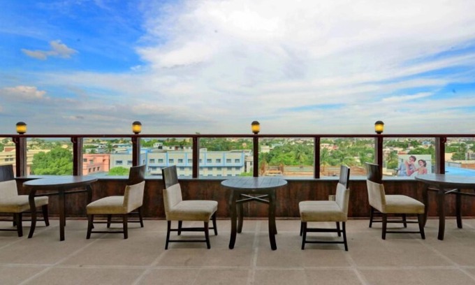 Patna Hotel | Vijaya Tej Clarks Inn