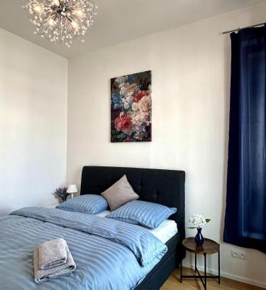 Zizkov Apartment | Viktoria Suite with garage & balcony