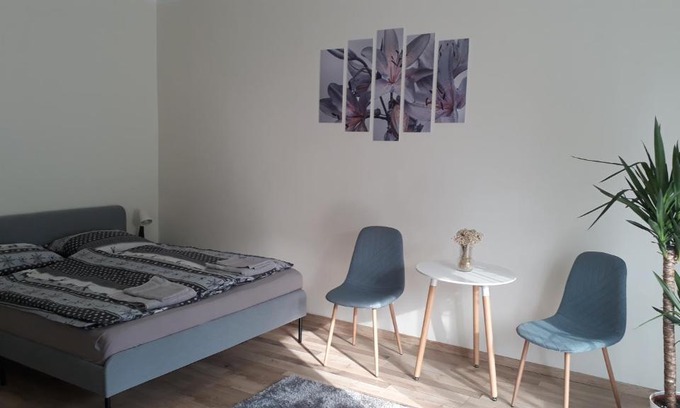 Nagyzuglo Apartment | Világos, kellemes lakás, jó közlekedéssel