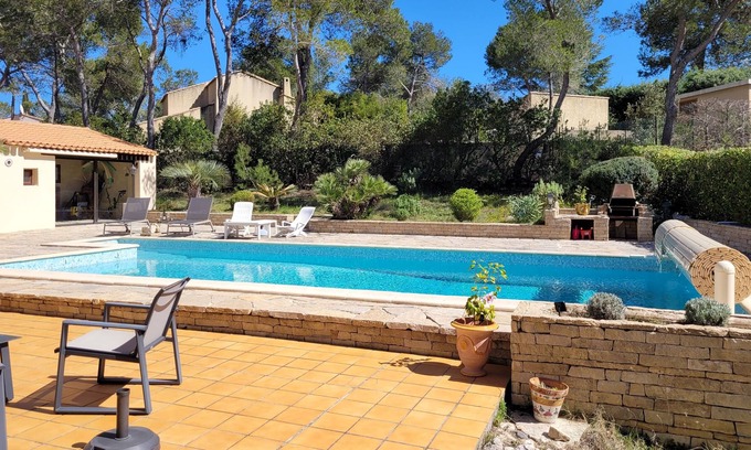 Saint-Clement-de-Riviere Villa | Villa with swimming pool in the heart of the great Pic Saint-Loup