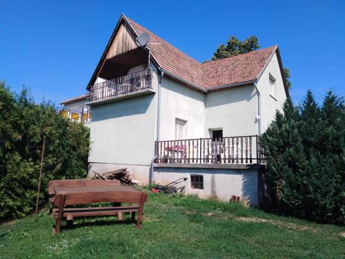 Zánka House | VIL'LAGUNA Apartment with view of Balaton
