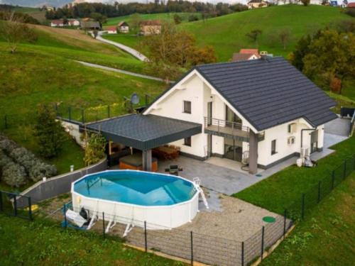 Smarje pri Jelsah Villa | Vila Frigo Olimia