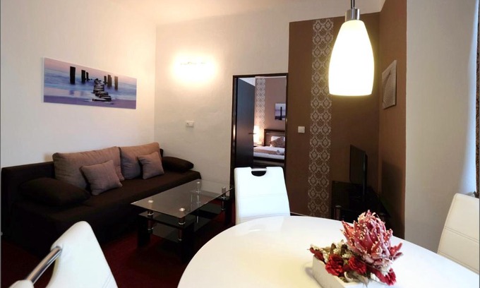 Luhacovice Apartment | Vila Marica