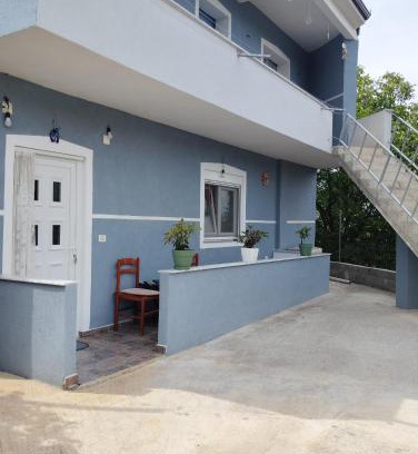 Lin Villa | Vila Marini