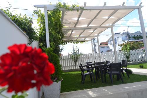 Doua Mai House | Vila Marius 2 Mai