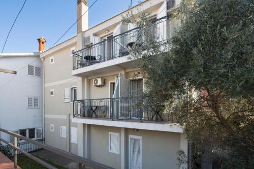 Golubovina House | Vila Simon