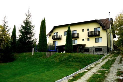 Moieciu Villa | Vila Sohodol Travel
