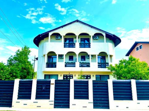 Otopeni House | Vila Zoe BucharestAirport&Therme&Parking Otopeni