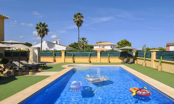 Sa Coma Villa | Villa 'Margarita' with Private Pool, Private Terrace and Wi-Fi