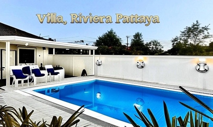 North Pattaya Villa | Villa à Pattaya: 3 Chambres, Piscine, Grand Terrain, Proche mer Sans Vis-à-vis