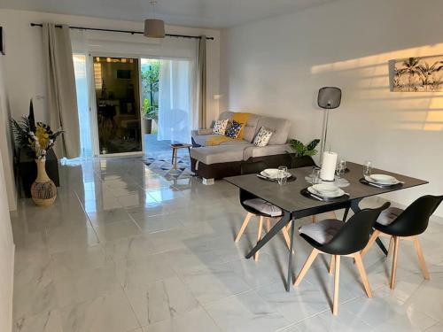 Cayenne House | Villa Ébène