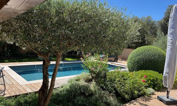 Vers-Pont-du-Gard Villa | Villa 150 M2 8 Personnes Piscine Calme Jardin Arboré Proche Uzès & Pont du Gard