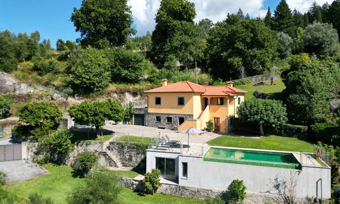 Calheiros Villa | Villa 282 Lovely Villa w/Infinity Pool Valley View