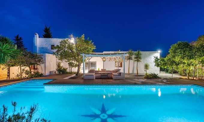 Sant Josep de sa Talaia Villa | Villa 5906. Peaceful option in Ibiza