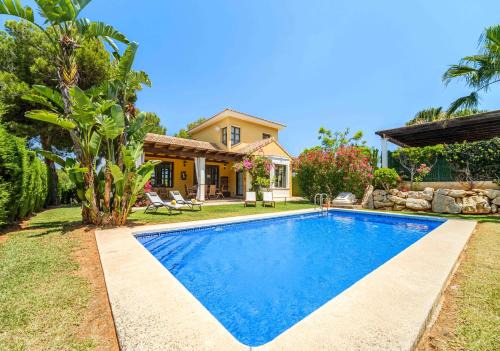 Cansalades Villa | Villa Abaesko by Rock Rentals