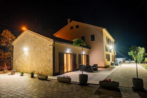 Drnis Villa | Villa Adela